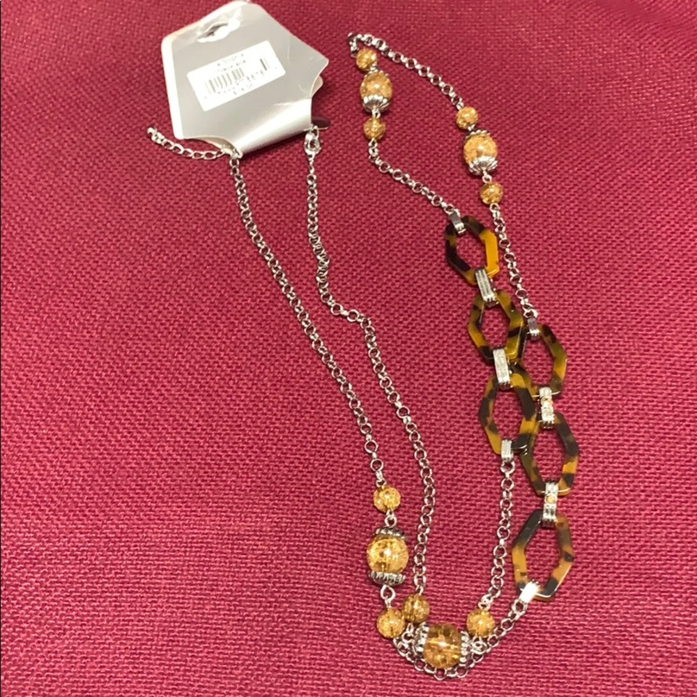 Long tortoise necklace